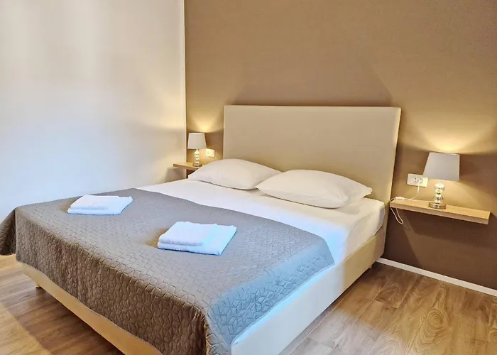 Gasthuis Sunshine 2 Baška