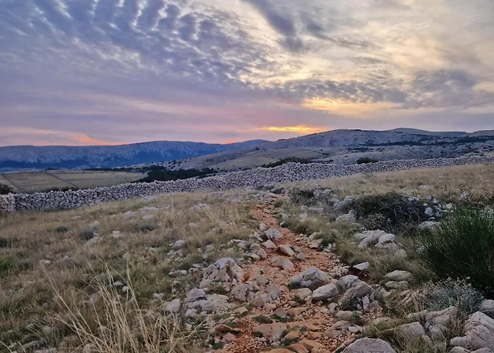 Sunshine 2 3* Baška