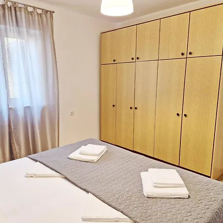 Gostinjska kuća Sunshine 2 3*