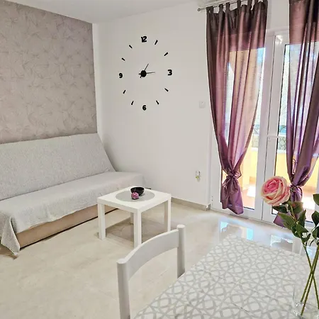 Pensjonat Sunshine 2 Baška