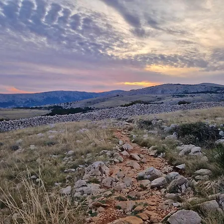 Sunshine 2 3* Baška