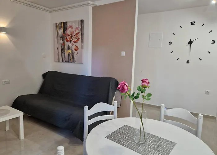 Sunshine 2 بيت ضيافة باشْكا